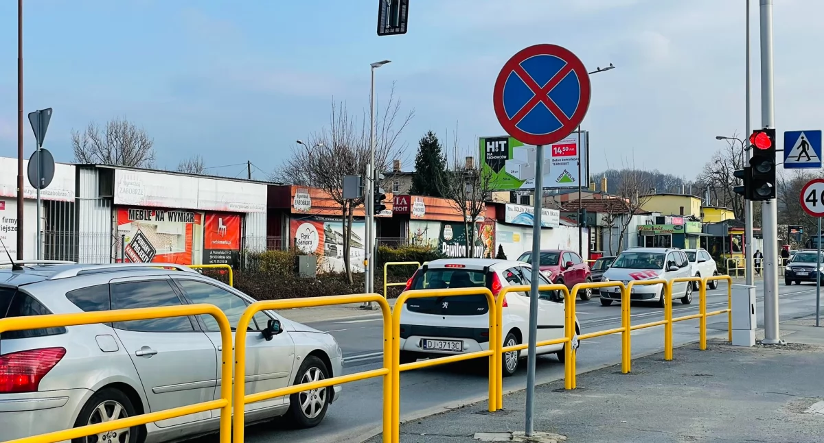 Drogowy armagedon. Ludzie nie wiedzą co mają robić - wiadomości Jelenia