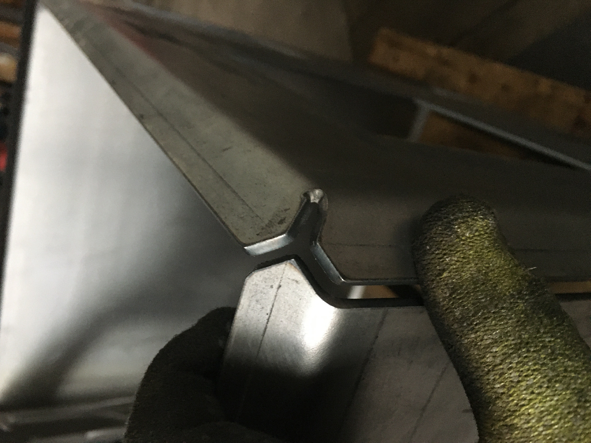 CNC cięcie plazmą, Gięcie prasą krawędziową 125...
