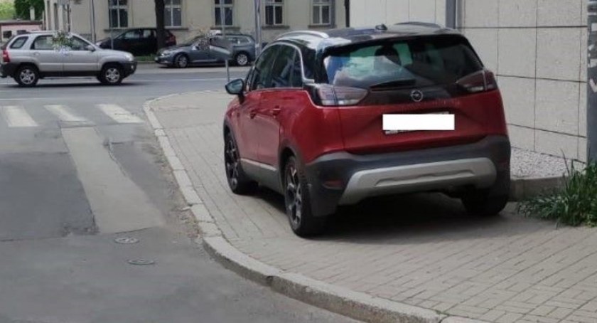 strazmiejska.jeleniagora.pl