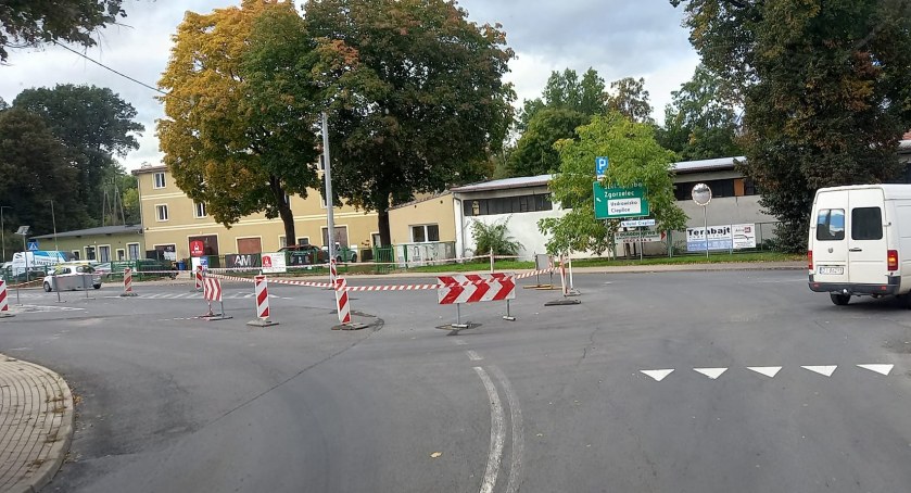 Zdjęcie : Facebook - Jelenia Góra Podaj Dalej