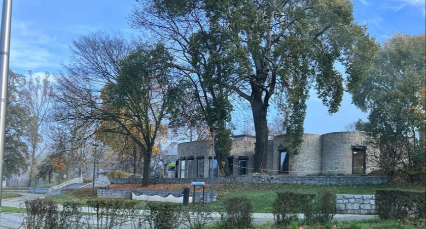 Zdjęcie: Riverside Club Baniaki w remoncie