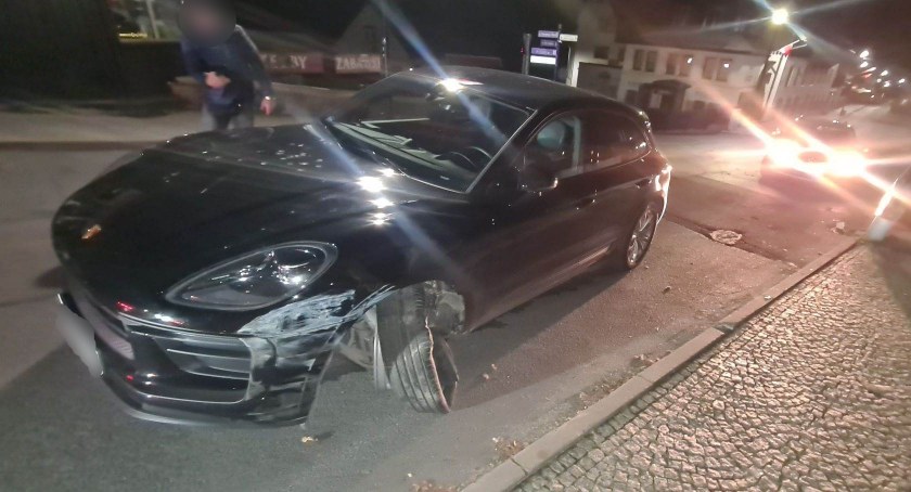 Zdjęcie: Rozbite Porsche