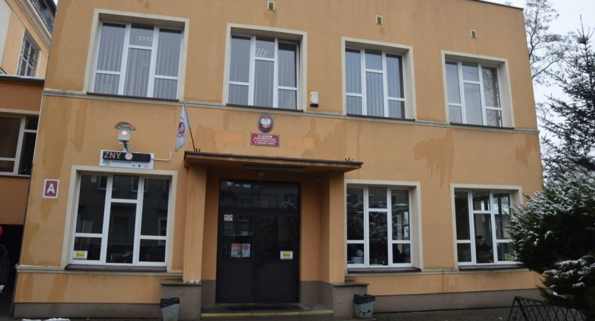 Liceum w Cieplicach – Szkoła, która chce uczyć tolerancji