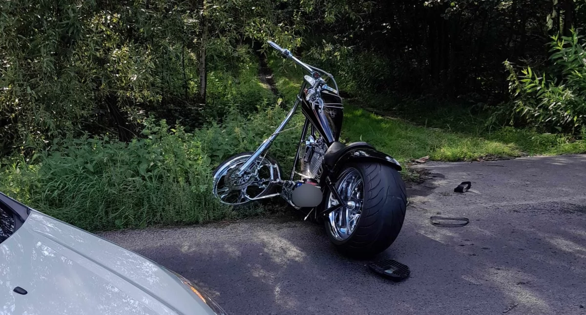 Wypadki drogowe, Wypadek drodze Jeleniej Góry Karpacza - zdjęcie, fotografia