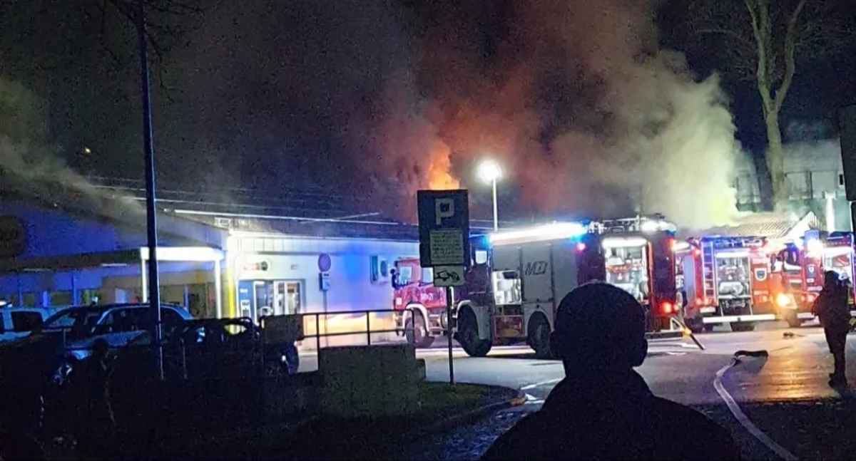 zdjęcie poglądowe z pożaru Biedronki - 24jgora 