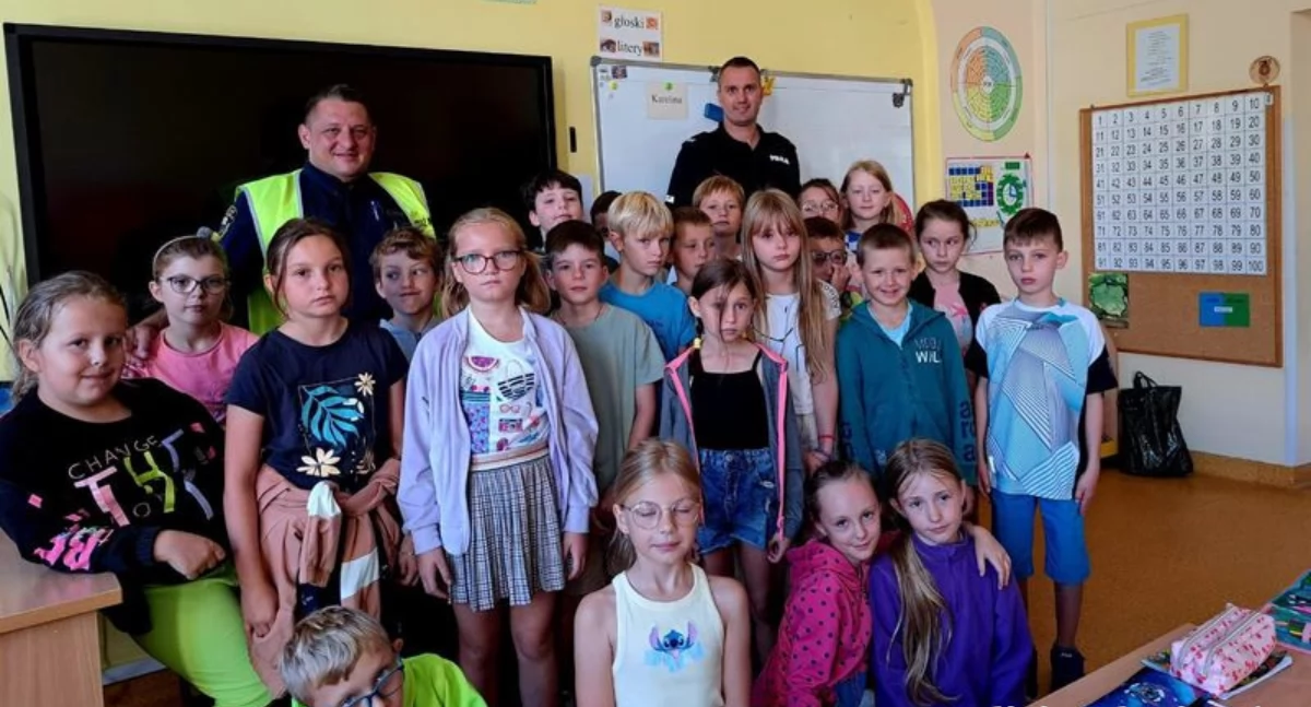Bezpieczeństwo, Bezpieczna droga szkoły Spotkanie uczniami Szklarskiej Porębie - zdjęcie, fotografia