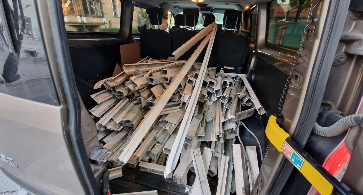 Kradzież, Złodzieje grasują remontowanej estakadzie Metalowe elementy giną niemal codziennie - zdjęcie, fotografia