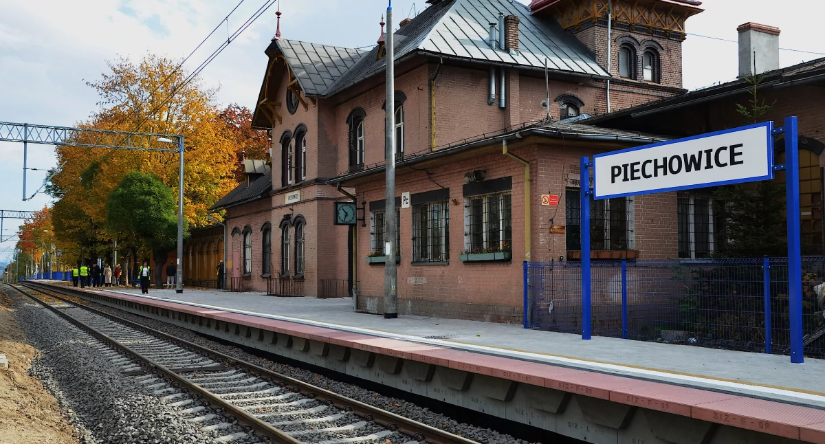 Komunikacja, Pociągi Szklarskiej Poręby będą jeździć poniedziałku - zdjęcie, fotografia