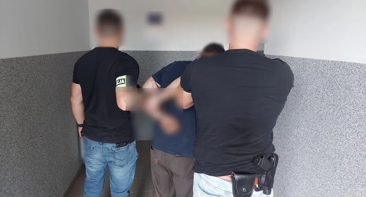 Kronika Kryminalna, Policjanci bezwzględni wobec szabrowników - zdjęcie, fotografia