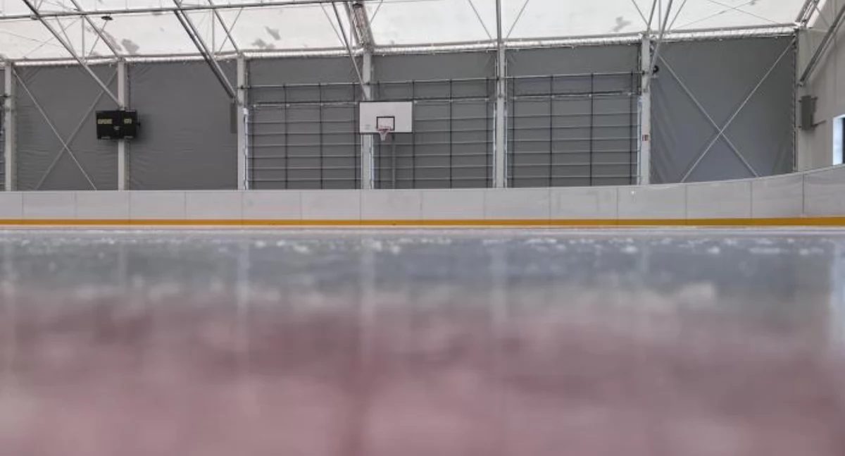 Ważne komunikaty, Dziś otwarcie lodowiska wiosenno letniej przerwie - zdjęcie, fotografia