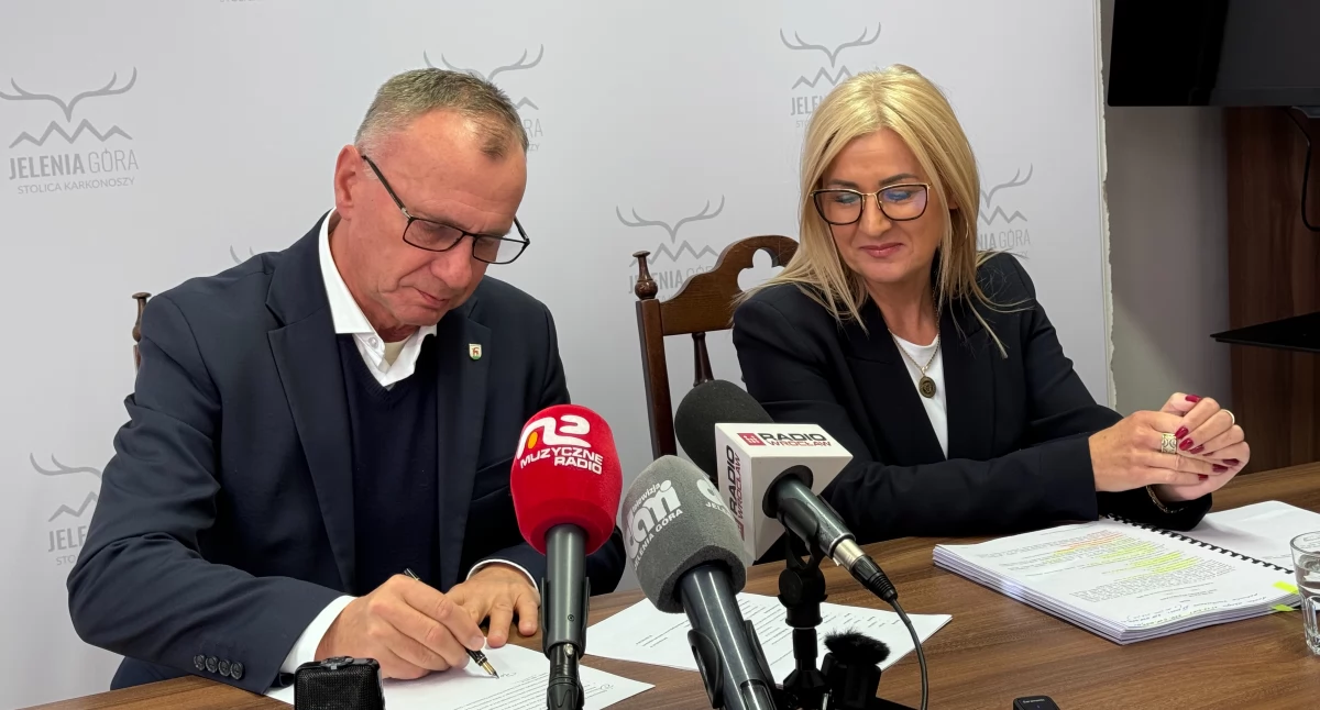 Samorząd, pieniądzach Jeleniej Górze Budżet - zdjęcie, fotografia