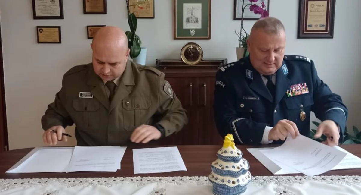Bezpieczeństwo, Współpraca policji straży rybackiej Karkonoszach - zdjęcie, fotografia