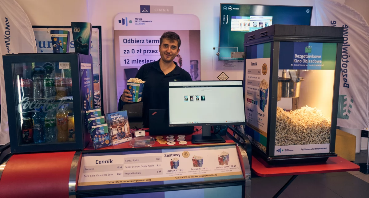 Wydarzenia, Bezgotówkowe Objazdowe laureat konkursu Europejskich Nagród Promocji Przedsiębiorczości rusza Polskę trzeci odwiedzi Kowary stycznia! - zdjęcie, fotografia