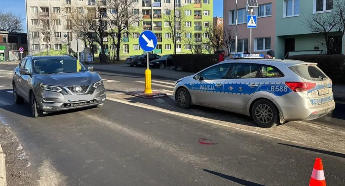 Wypadki drogowe, Potrącenie przejściu pieszych ulicy Różyckiego Droga zablokowana - zdjęcie, fotografia