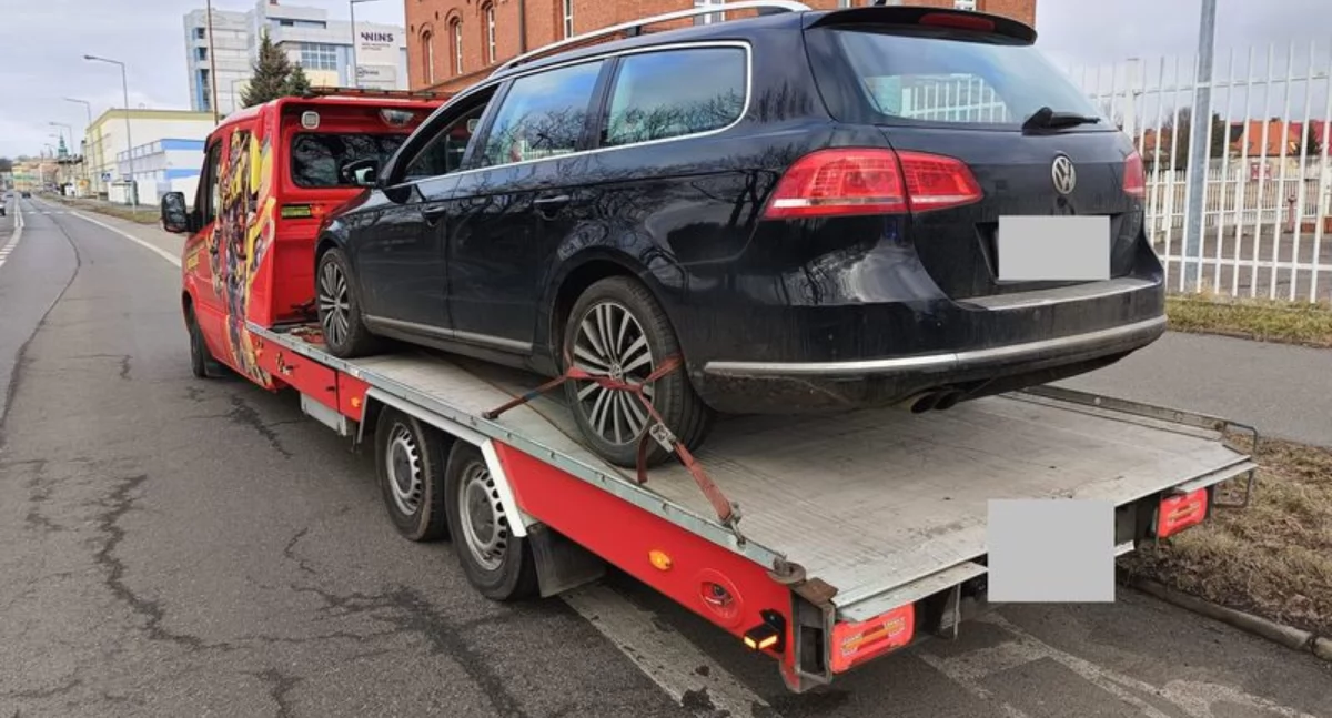 Komunikaty policji, Zatrzymani kierowcy prowadzili zakazów - zdjęcie, fotografia