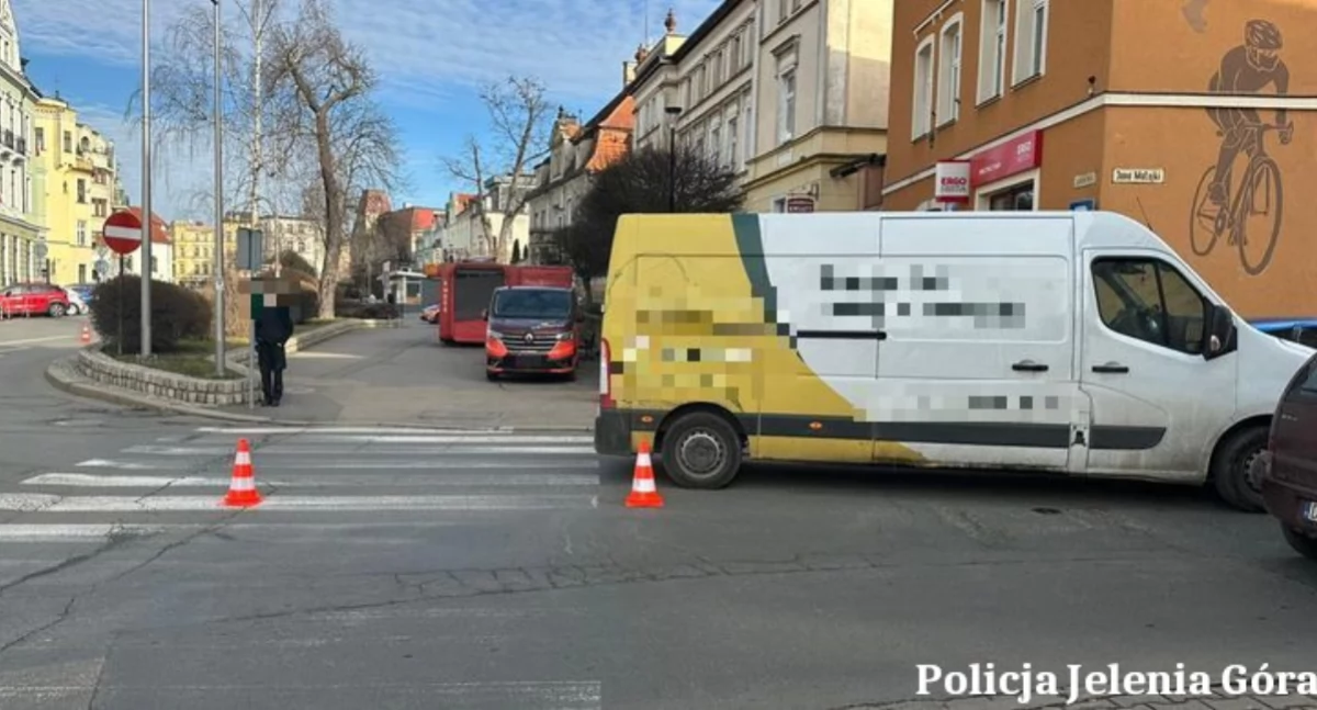 Wypadki drogowe, Wczoraj doszło dwóch wypadków przejściach pieszych - zdjęcie, fotografia