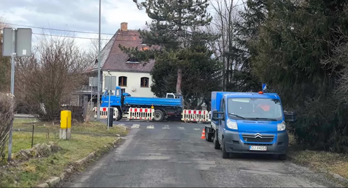 Ważne komunikaty, Awarie sieci wodociągowej zdarzają najczęściej zimą latem - zdjęcie, fotografia