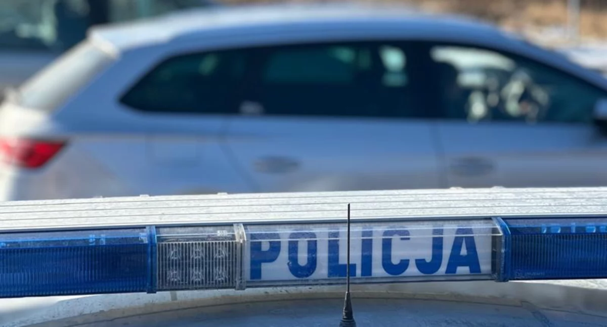 Komunikaty policji, Seatem pędziła ponad ulicy Sobieszowskiej - zdjęcie, fotografia