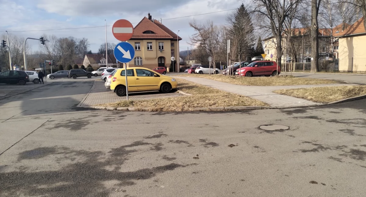 Ważne komunikaty, Strażaków Kotliny Jeleniogórskiej będzie honorowym punktem mapie miasta - zdjęcie, fotografia