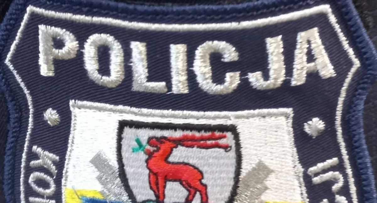 Komunikaty policji, Straciła ponad uwierzyła oszustom - zdjęcie, fotografia