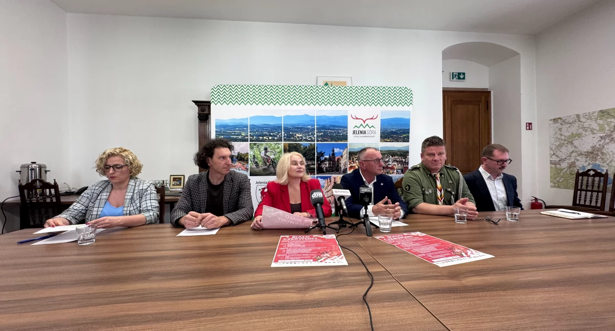 Ważne komunikaty, Majówka Jeleniej Górze Będzie działo - zdjęcie, fotografia