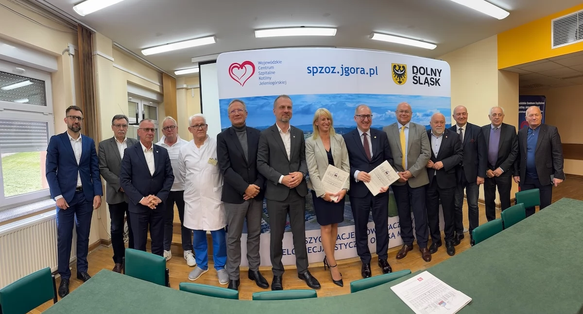 Zdrowie, Jeleniogórski szpital podpisał umowę współpracę Politechniką Wrocławską - zdjęcie, fotografia