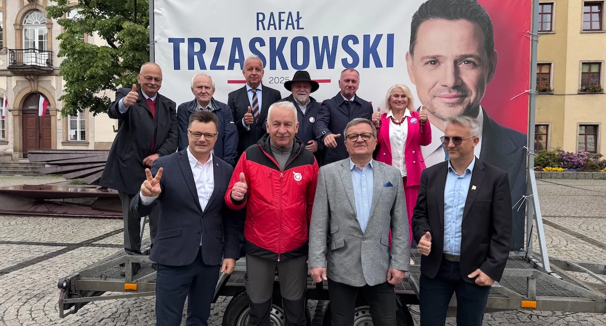 Ważne komunikaty, przed ciszą wyborczą zachęcają głosowania Rafała Trzaskowskiego - zdjęcie, fotografia