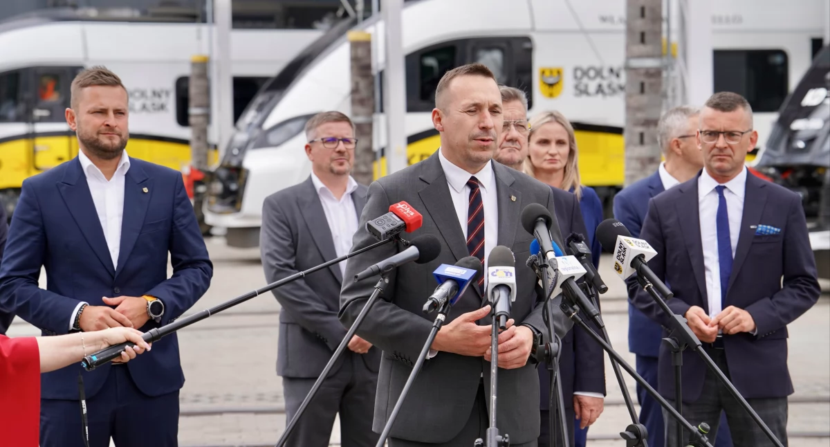Komunikacja, Więcej pociągów Kolei Dolnośląskich dolnoślązaków - zdjęcie, fotografia