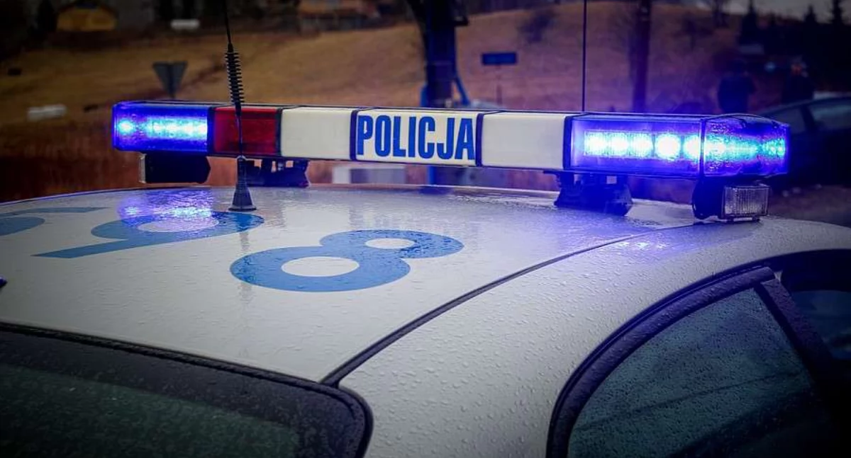Z ostatniej chwili, Śmierć Starej Kamienicy Ciało mężczyzny znaleziono rzece - zdjęcie, fotografia