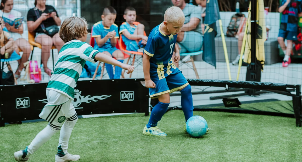 Wydarzenia, Piłkarskie emocje ponownie Nowym Rynku druga Wakacyjnej - zdjęcie, fotografia