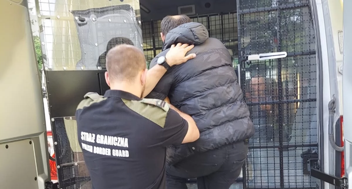 Ważne komunikaty, Sześciu Ukraińców przymusowo wróci swojego kraju - zdjęcie, fotografia