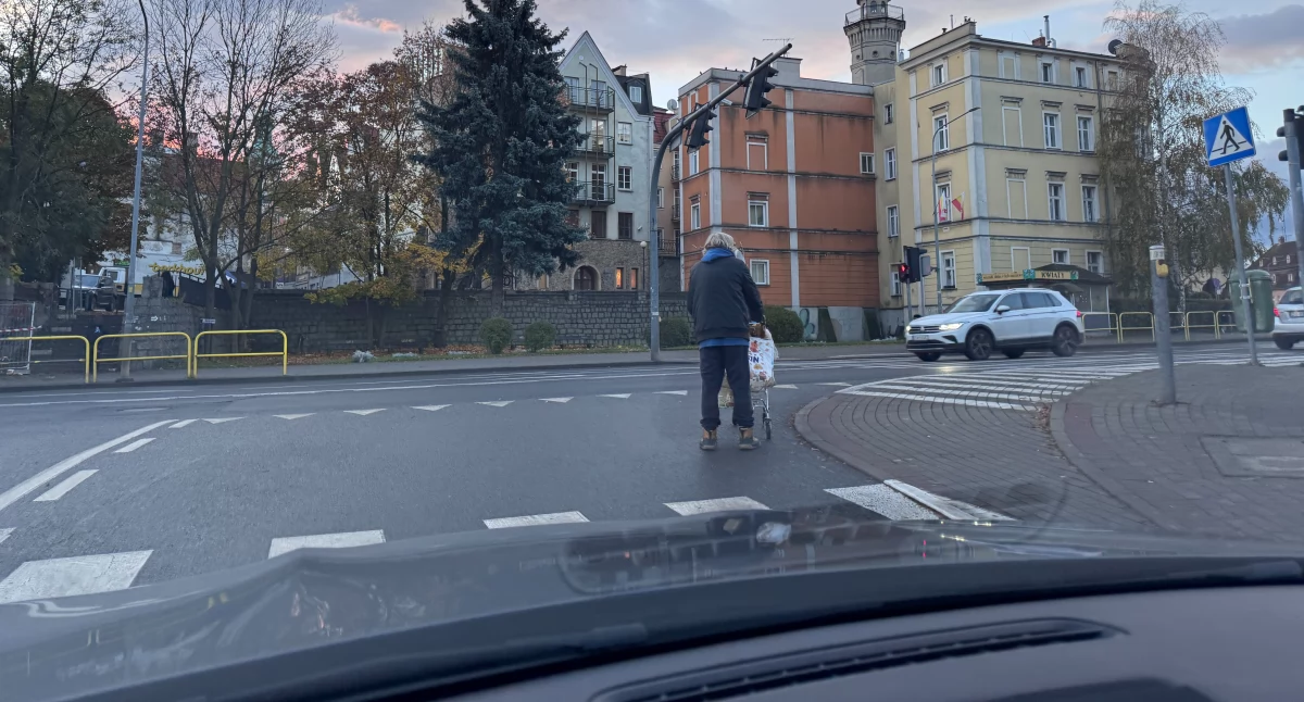 Bezpieczeństwo, uważać drodze wszystkich wyjątku - zdjęcie, fotografia