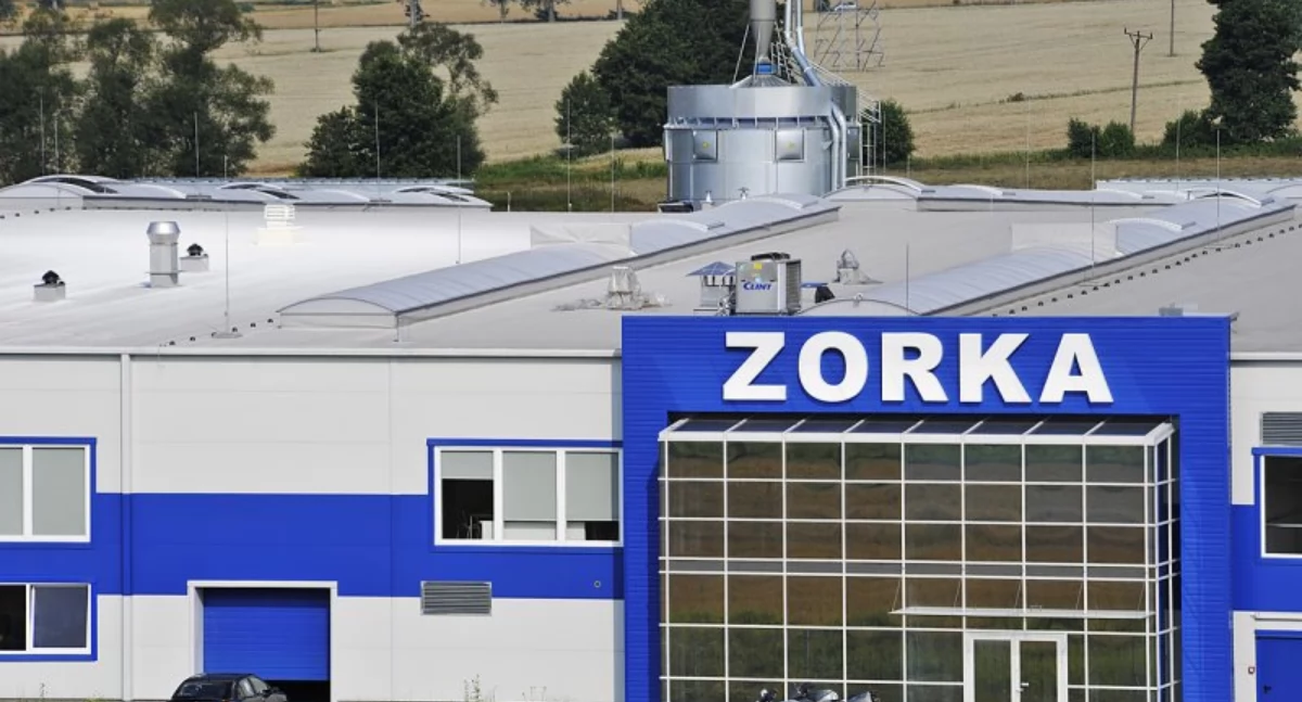 Z ostatniej chwili, Zbiorowe wypowiedzenia Zorce Zarząd dementuje informacje upadłości - zdjęcie, fotografia