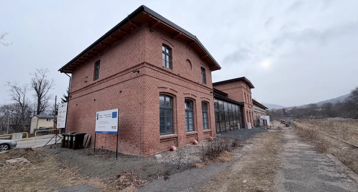 Inwestycje, Kolej wraca Kowar dodatkowe środki konkretne terminy realizacji - zdjęcie, fotografia