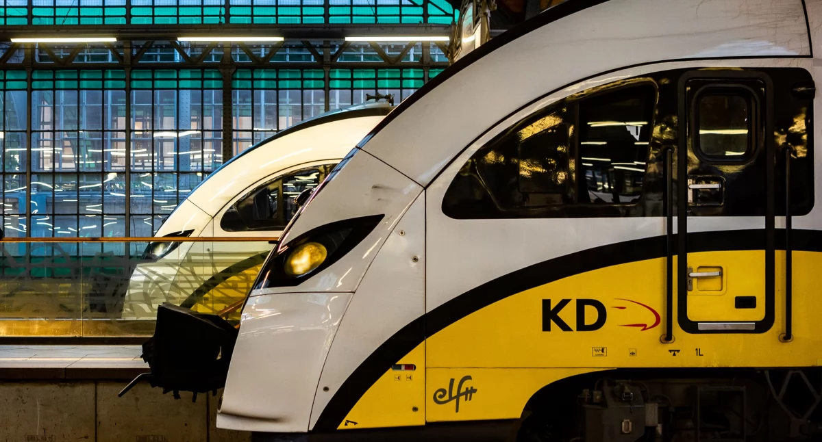 Komunikacja, Setki milionów złotych dotacji Środki unijne zmieniają dolnośląską kolej - zdjęcie, fotografia