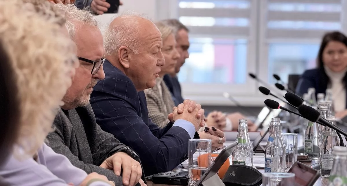 Samorząd, Powiatu Karkonoskiego kompetencji Wojewoda stwierdza nieważność uchwały - zdjęcie, fotografia
