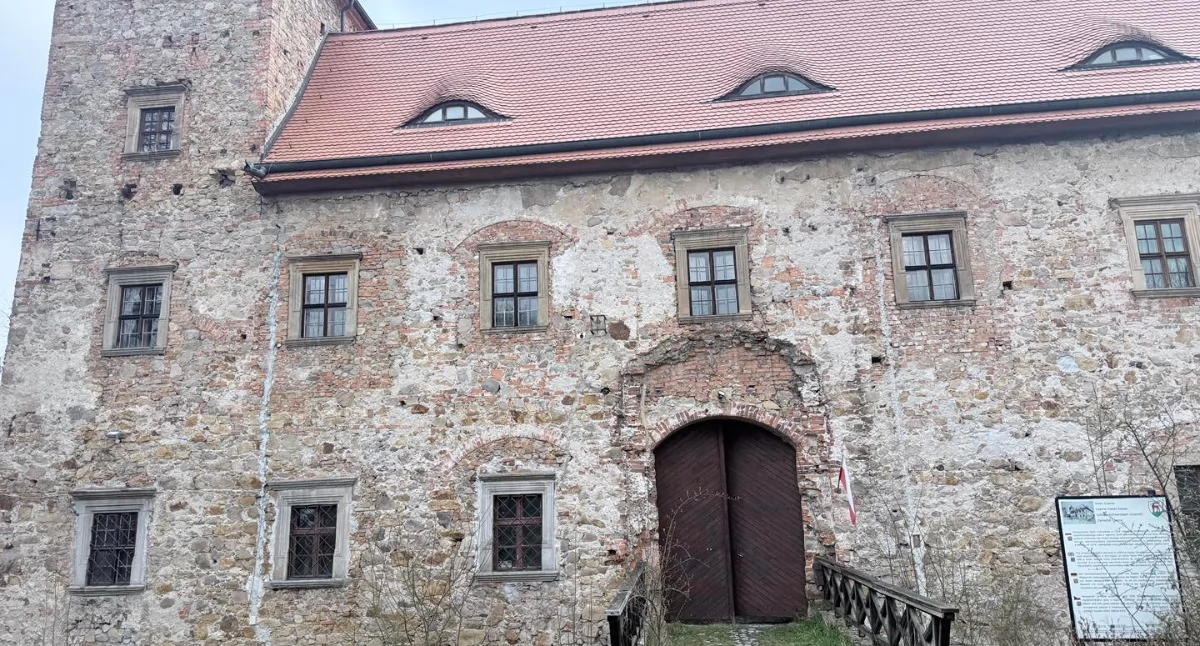 Miejsca, Dwór Czarne wrócił miasta Finał wieloletnich procesów początek trudniejszej drogi - zdjęcie, fotografia
