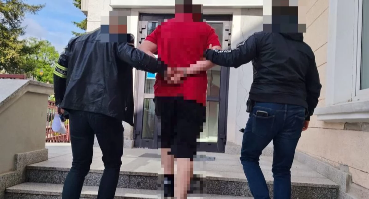 Kronika Kryminalna, Domowa przemoc Jeleniej Górze latek miał znęcać partnerką - zdjęcie, fotografia