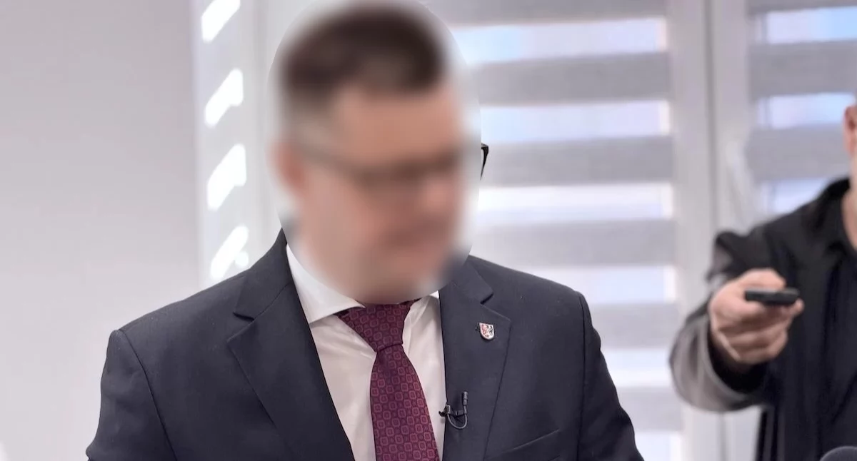 Absurdy, Przełom sprawie matury Krzysztofa będzie odpowiedzialności karnej - zdjęcie, fotografia