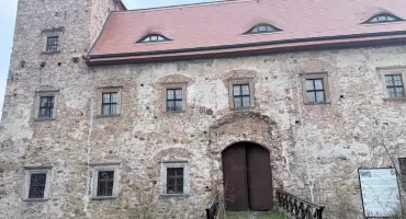 Dwór Czarne wrócił do miasta. Finał wieloletnich procesów i początek trudniejszej drogi.