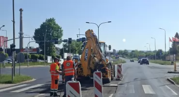 Gigantyczne utrudnienia na alei Jana Pawła II. Omijajcie to skrzyżowanie