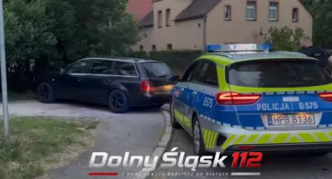 Audi na „lewych blachach”. Policyjna interwencja na ul. Wolności