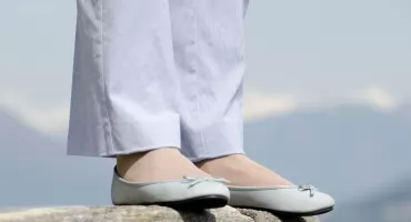 Jak nosić baleriny damskie w 2026? Pomysły na modne stylizacje