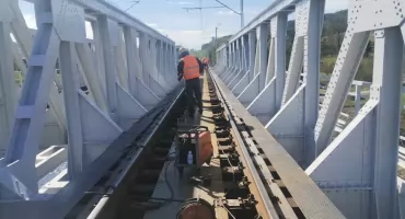 Wakacyjny powrót pociągów do Szklarskiej Poręby. Kolej przywraca ruch w Karkonosze