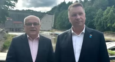 Politycy PiS na zaporze w Pilchowicach oceniali skutki katastrofy ekologicznej